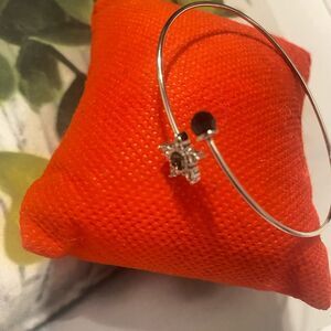 🎉 Swarovski Crystal - Sterling Silver overlay Ice Blossom Bracelet for Chic🔥